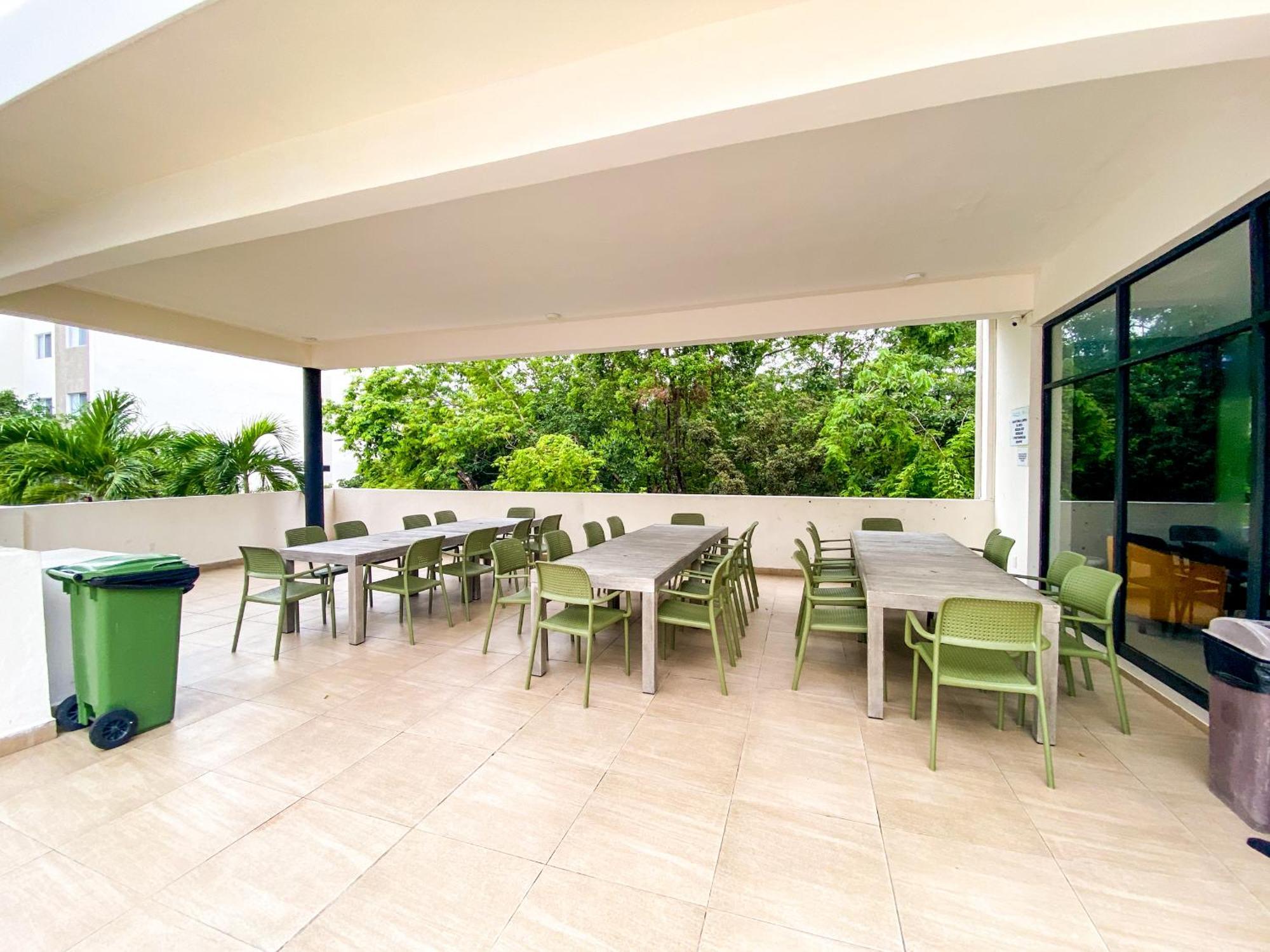 Homey 3br In Residential Area With 3pools Garden And Bbq Apartamento